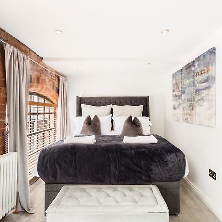High End Luxury Townhouse In Jq, 4 Bedrooms, Flat Screen Tv In All Rooms, Free Parking, Near Birmingham City Centre Deposit Required Exterior photo