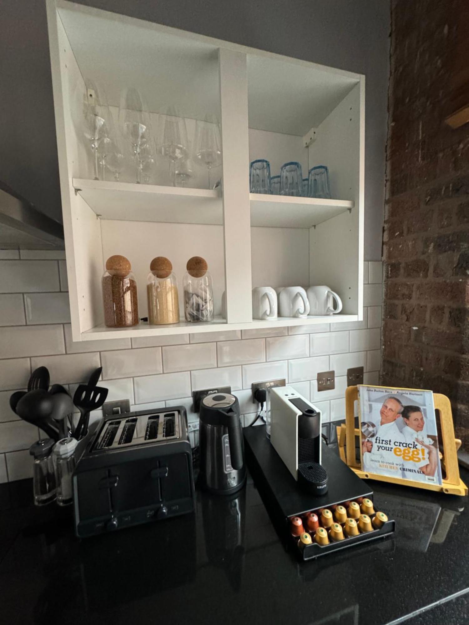 High End Luxury Townhouse In Jq, 4 Bedrooms, Flat Screen Tv In All Rooms, Free Parking, Near Birmingham City Centre Deposit Required Exterior photo